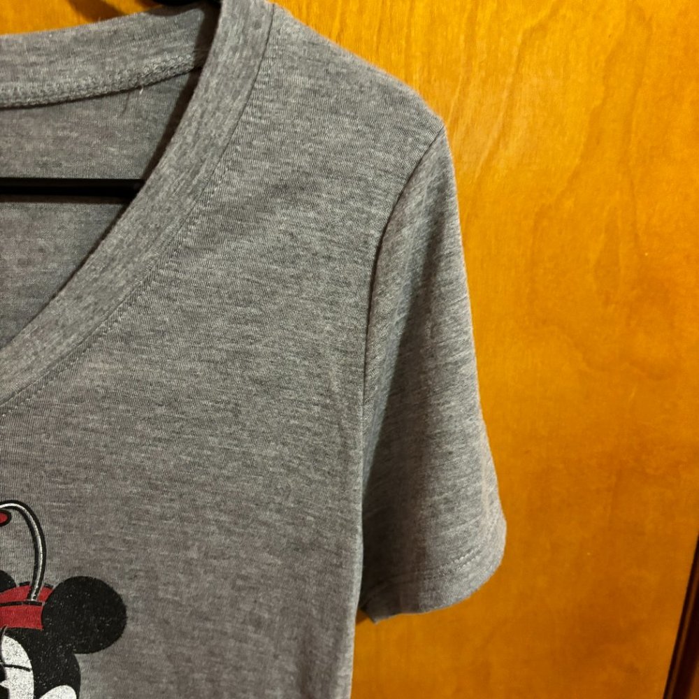 Mickey + Mini Mouse Womens Disney T-Shirt‎ Gray Short Sleeve Scoop Neck M - Picture 6 of 13